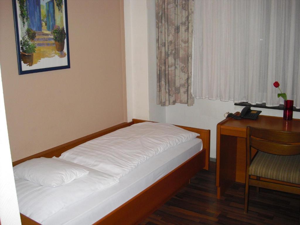 Parkhotel Eschweiler Room photo