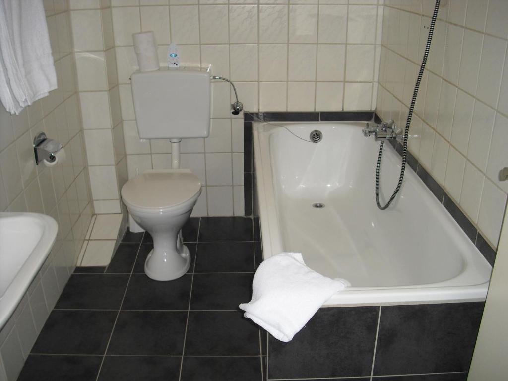 Parkhotel Eschweiler Room photo